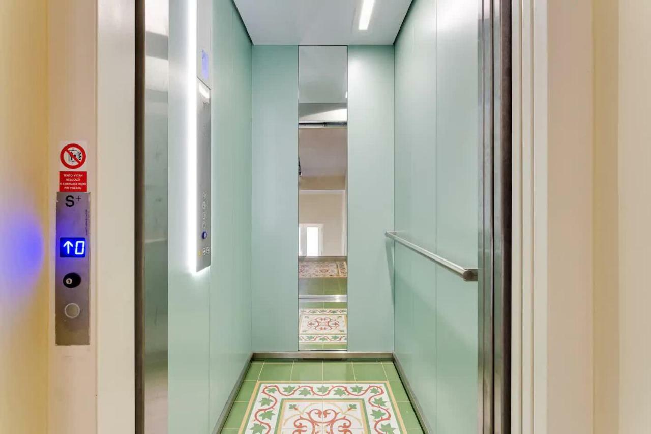 Prague Centre Armani Apartment מראה חיצוני תמונה